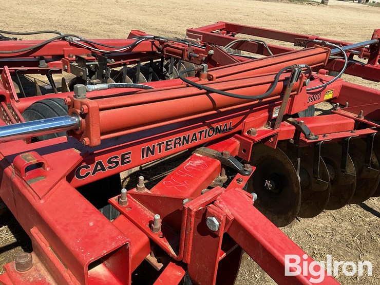 case-ih-3900-image-20
