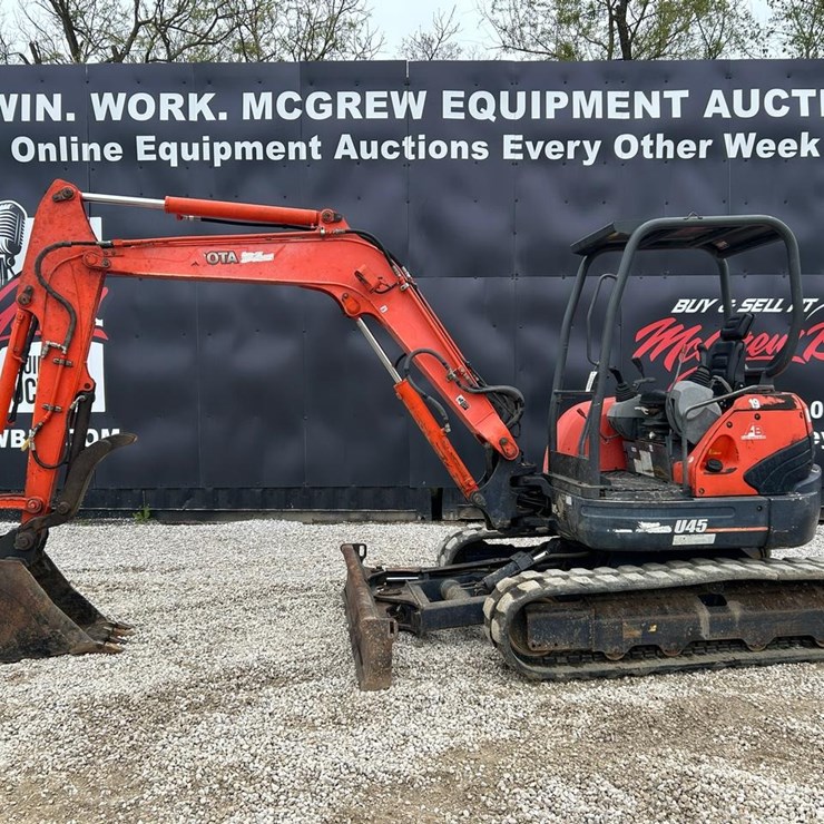 KUBOTA U45