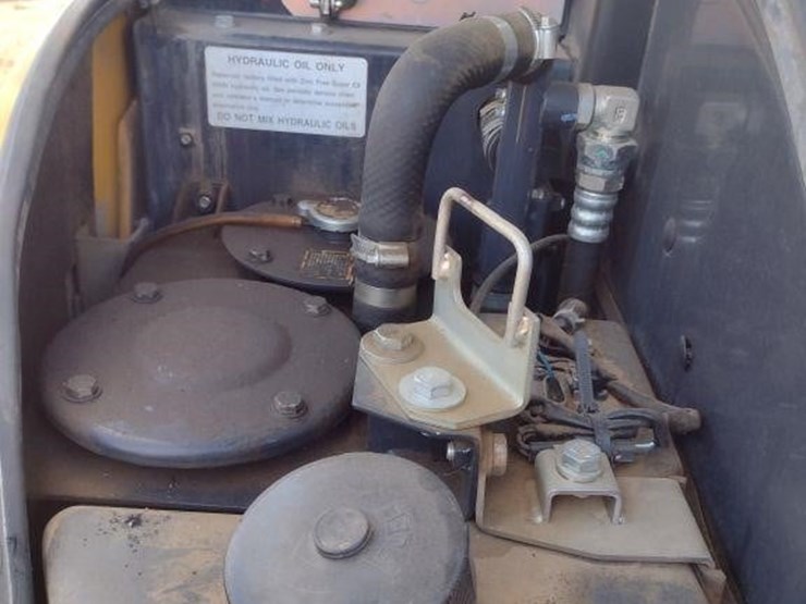 2018-deere-35g-image-38