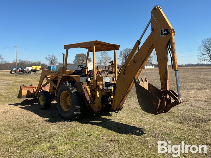 1981-deere-310a-image-7