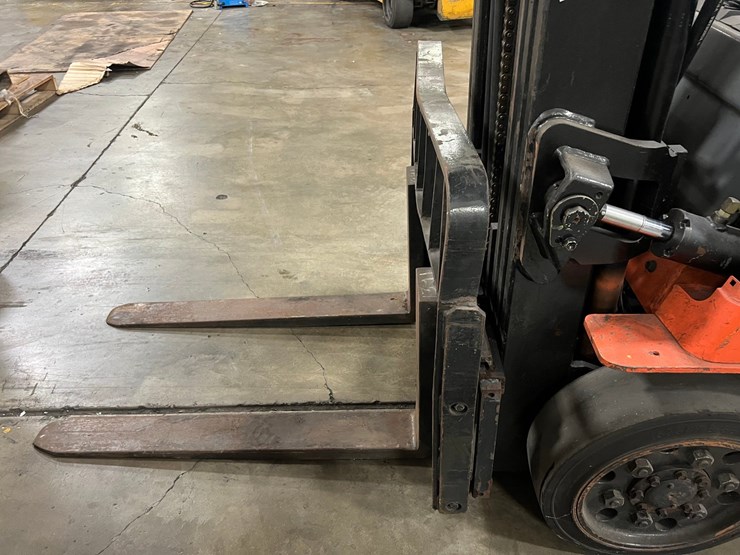 #2007-•-toyota-3500-lb.-forklift-image-12
