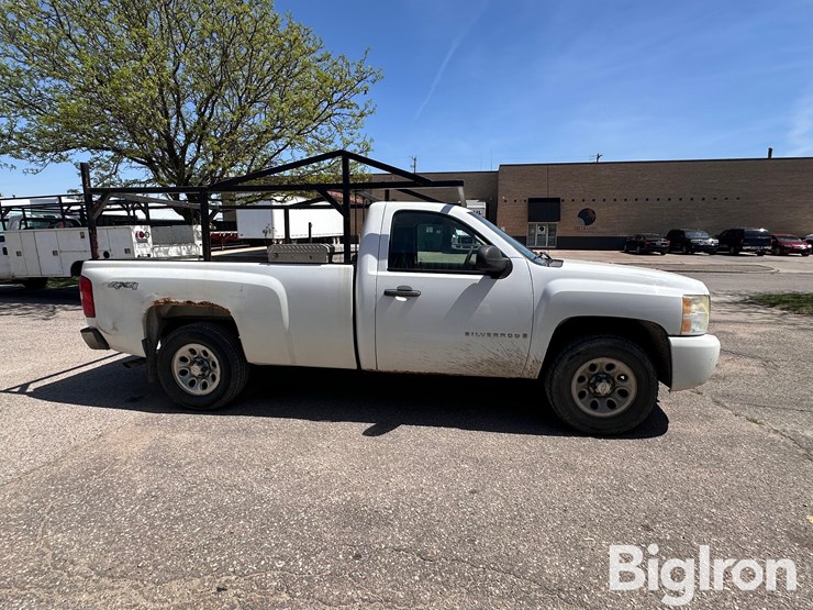 2008-chevrolet-silverado-1500-image-4
