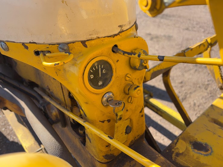 1968-international-cub-lo-boy-tractor-with-woods-belly-mower-image-16