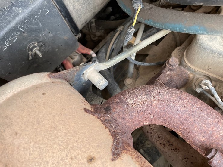 2007-new-holland-c185-image-55