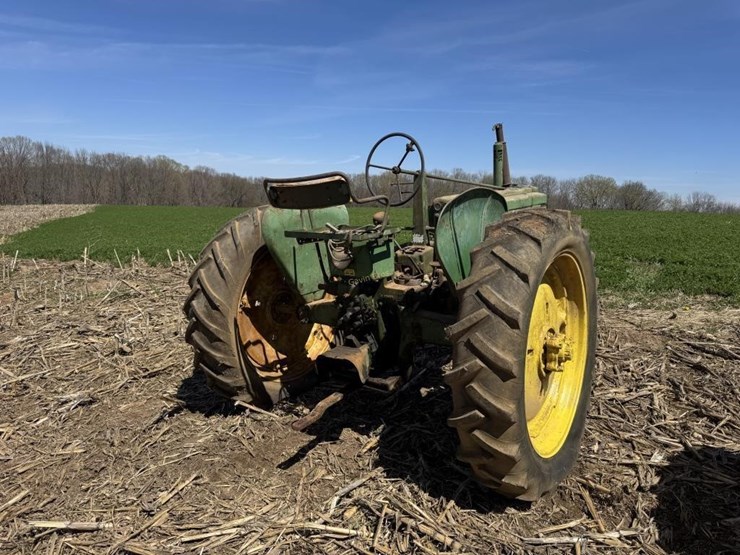 john-deere-b-image-8