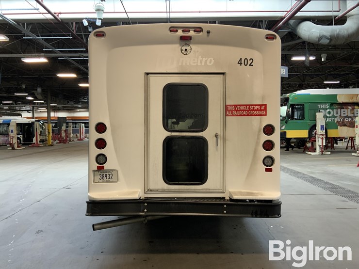 2024-ford-e450-image-6