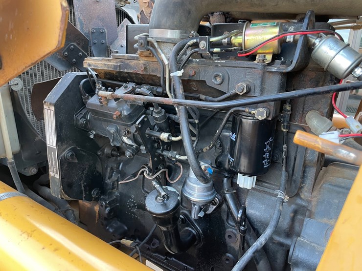 1996-case-570l-xt-image-45