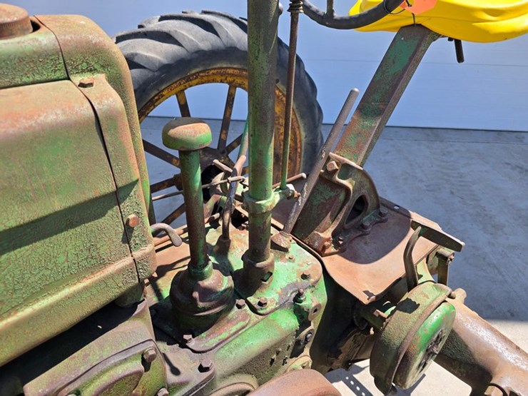 john-deere-model-b-image-28