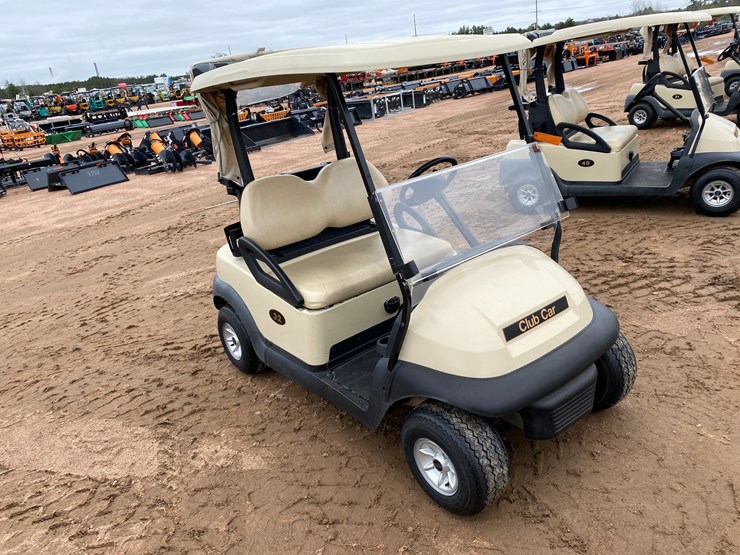 #1584-•-club-car-electric-golf-cart-with-charger-image-3