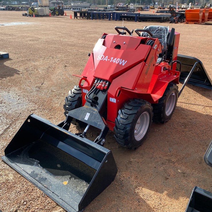 #5566 • AGT SDA-140W Wheeled Ride On Mini Skid Steer
