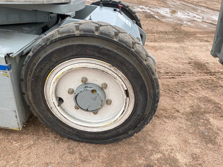 1995-skyjack-sjkb33n-image-25