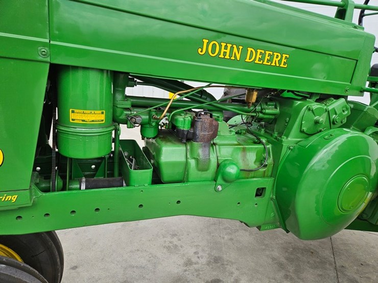 1955-john-deere-60-image-10