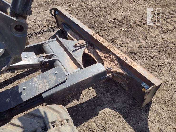 2022-deere-35g-image-19