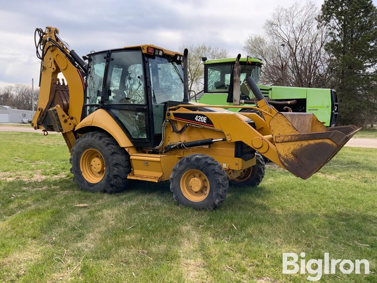 2006-caterpillar-420e-image-3