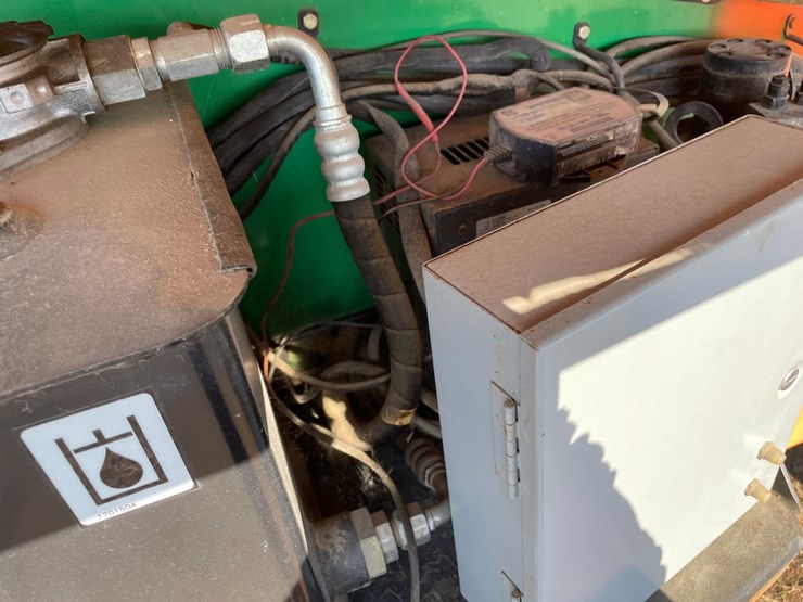 2008-jlg-m600j-image-26