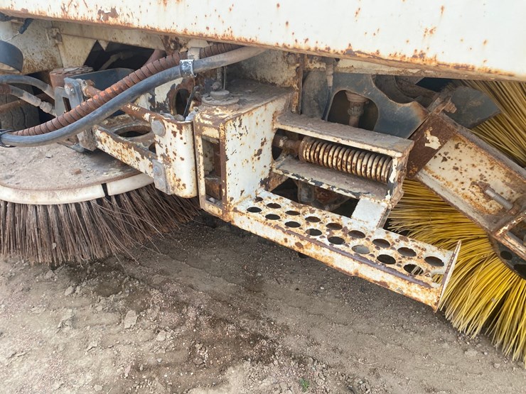 elgin-pelican-s-image-25