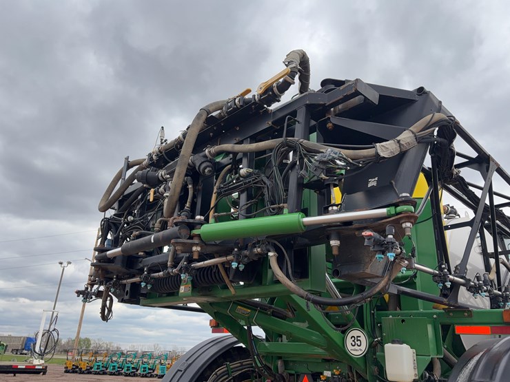 2013-john-deere-4940-image-33