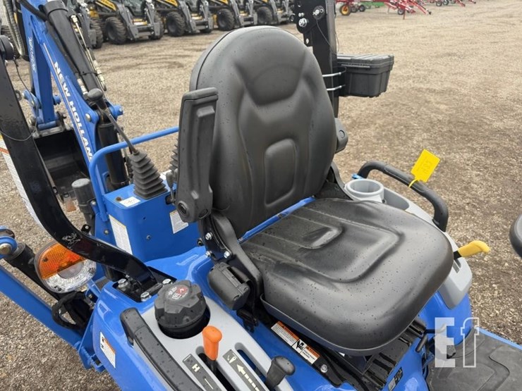 2019-new-holland-workmaster-25s-image-15