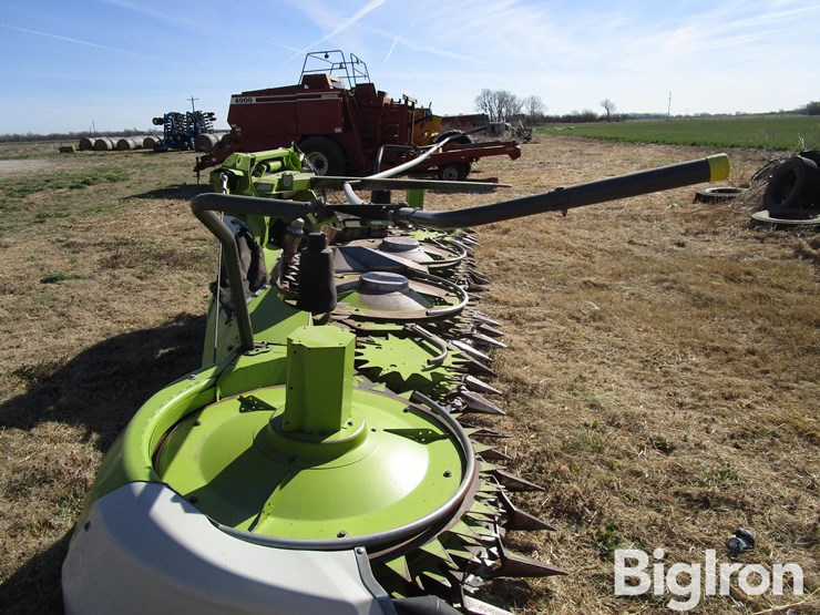 2019-claas-orbis-750-image-4