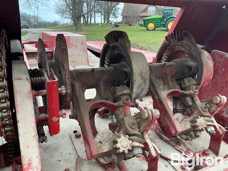 1990-case-ih-8545-image-16