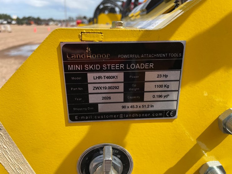 #5576-•-landhonor-lhr-t460k1-mini-skid-steer-image-10