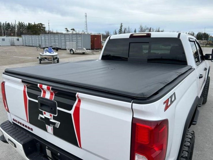 2018-chevrolet-silverado-1500-ltz-image-82
