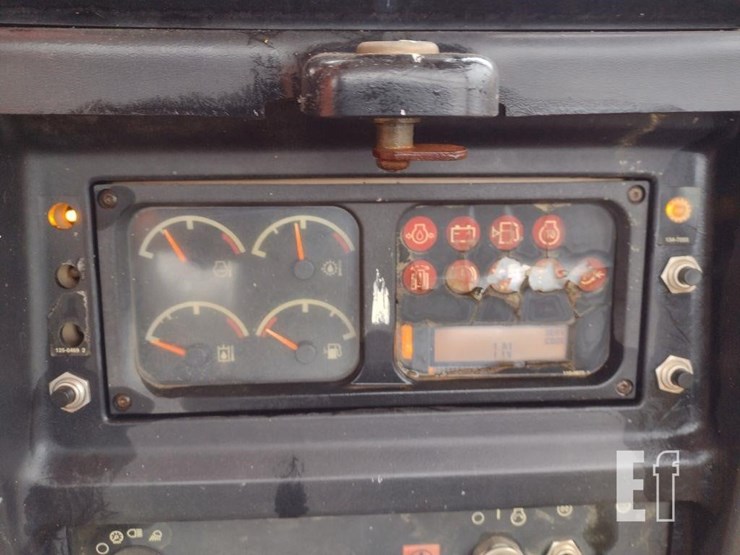 2001-caterpillar-d5m-lgp-image-6