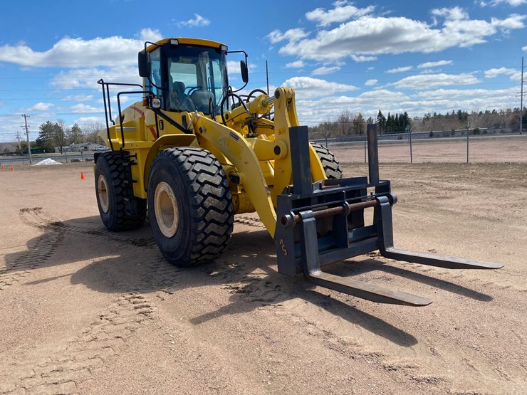 2005-new-holland-lw230b-image-3