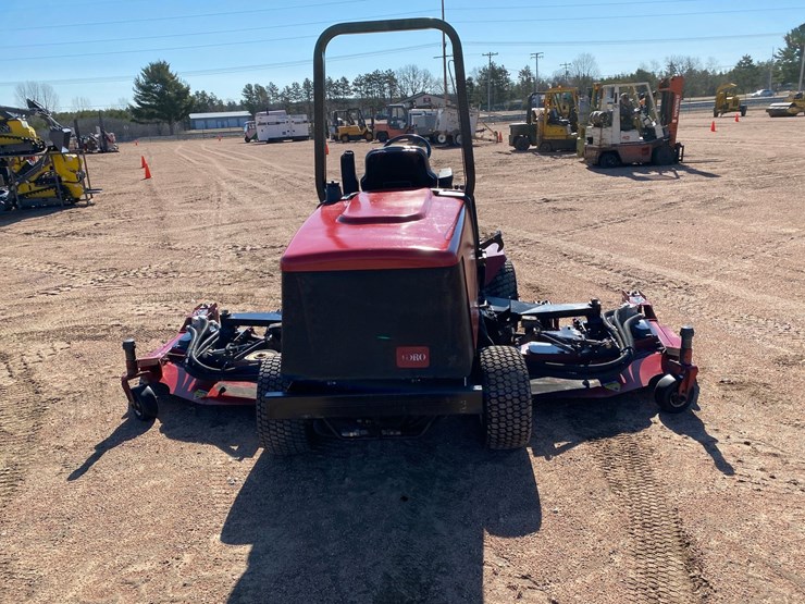 toro-groundsmaster-4000d-image-11