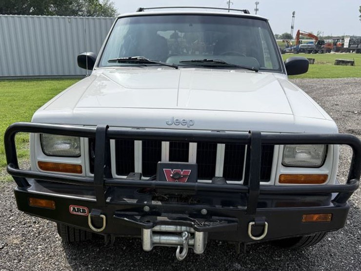 1999-jeep-cherokee-image-2