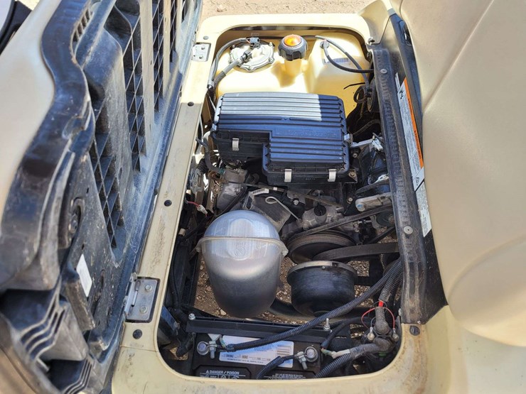 yamaha-2-seat-golf-cart-image-8
