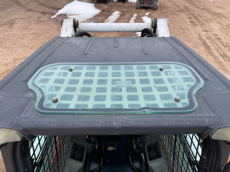 2016-bobcat-t770-image-35