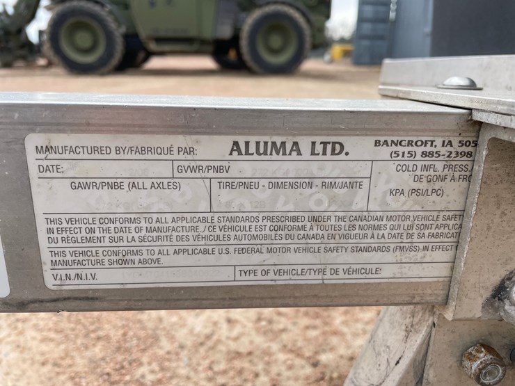 #1589-•-2006-aluma-ltd-motorcycle-storage-trailer-image-15