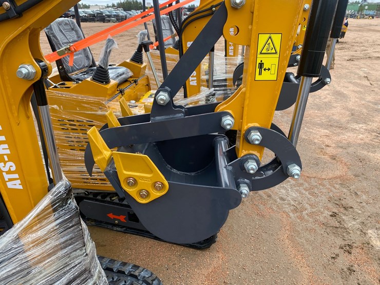 #5541-•-new-ats-rt15r-mini-excavator-image-4