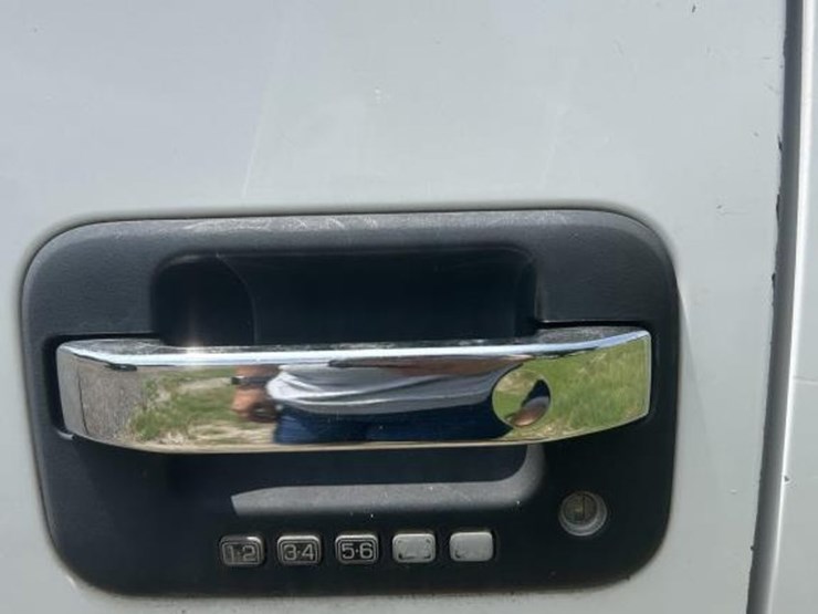 2009-ford-f150-image-17