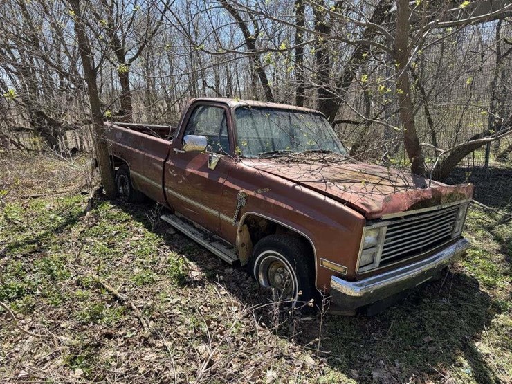 chevrolet-custom-deluxe-image-3