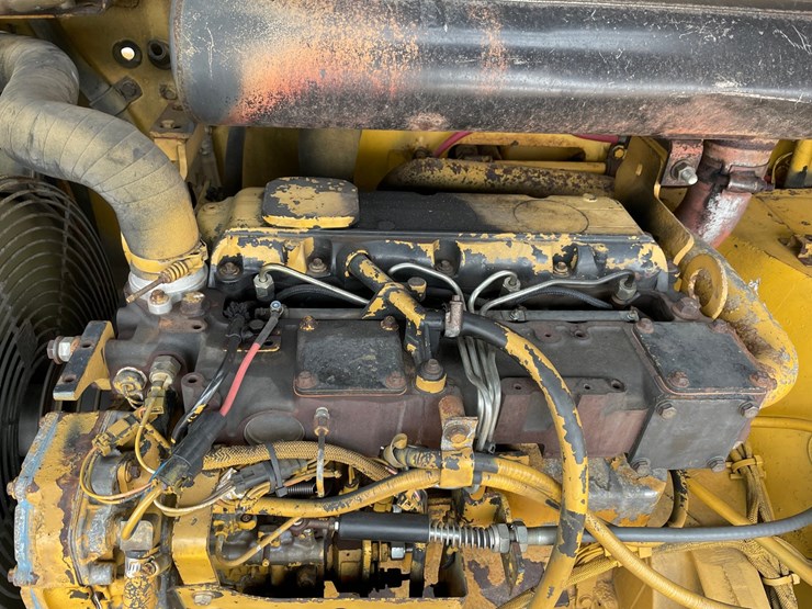 2002-caterpillar-914g-image-42