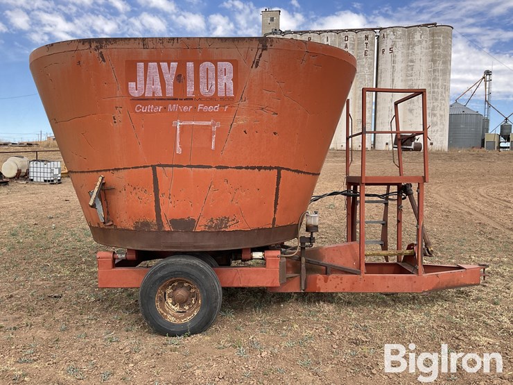 jay-lor-600-direct-3ii-vertical-mixer/feeder-image-4
