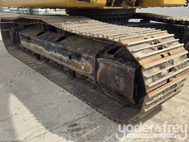 2021-caterpillar-336-image-17