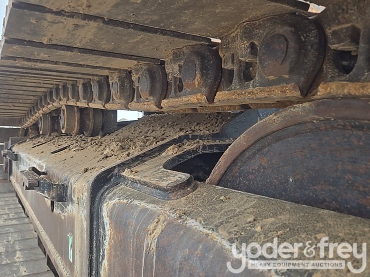 2021-caterpillar-336-image-20