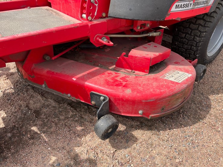 #1549-•-massey-ferguson-zero-turn-lawn-mower-image-7