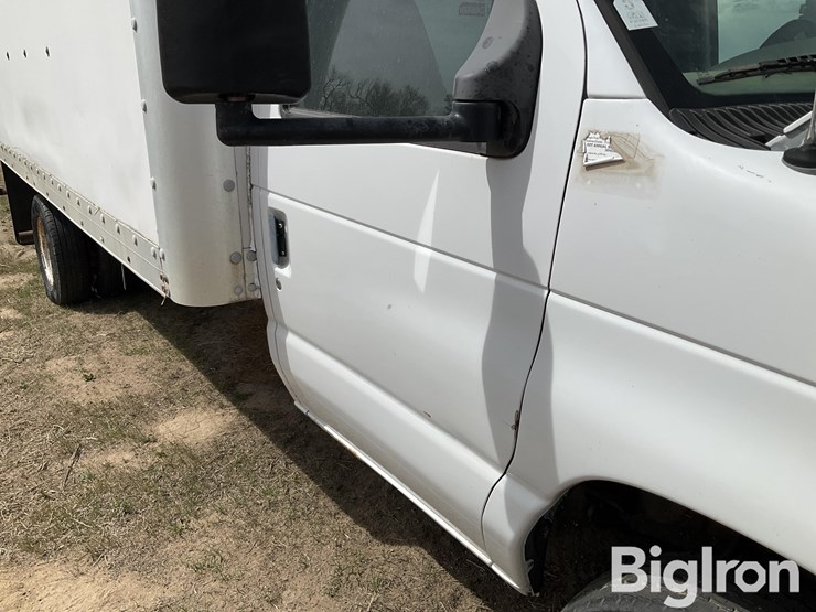 2000-ford-e350-image-9