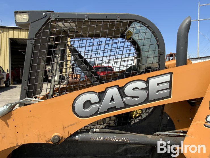 2015-case-sr210-image-16