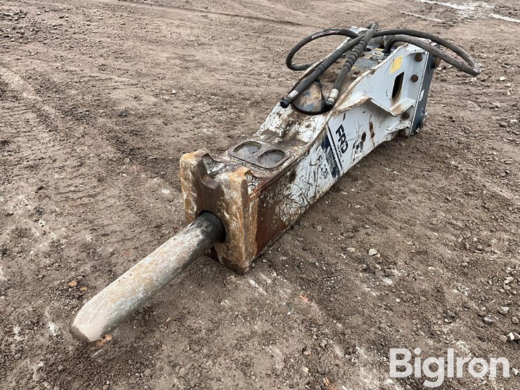 john-deere-210-image-5