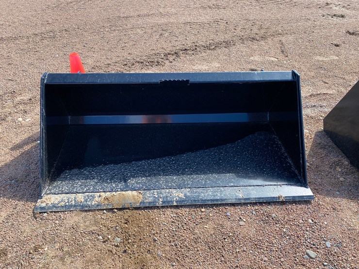 #4055-•-swict-60"-skid-steer-bucket-image-2