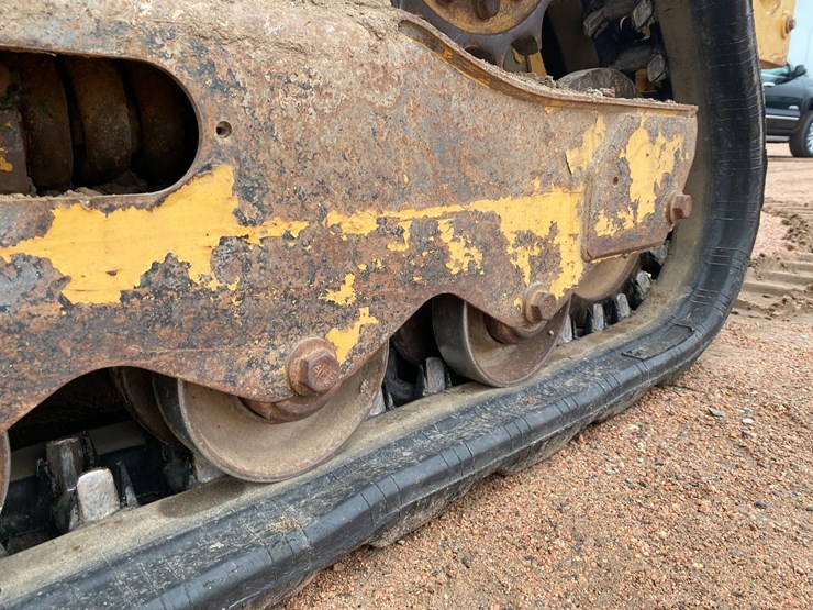 caterpillar-259d-image-23