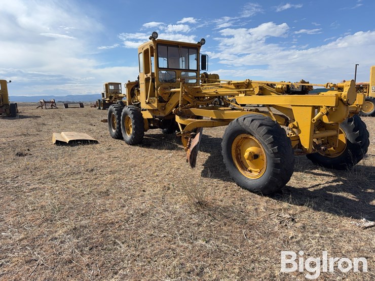 caterpillar-12-image-3