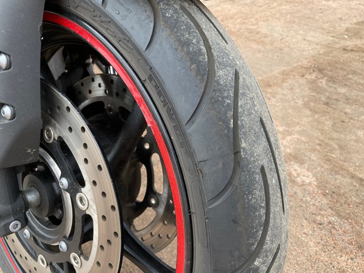 #1634-•-2012-yamaha-fz8-n-motorcycle-(has-wi-title)-image-12