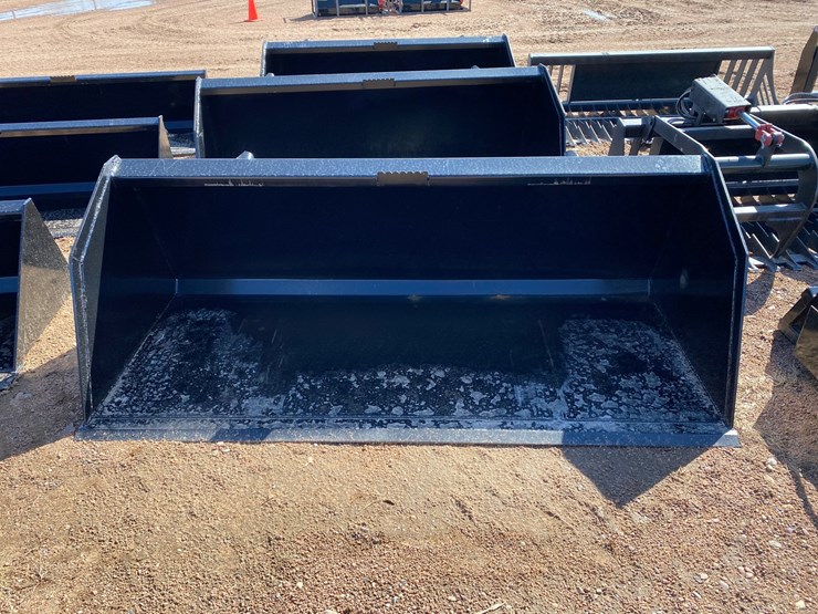 #4062-•-swict-84"-large-capacity-snow/material-bucket-image-2