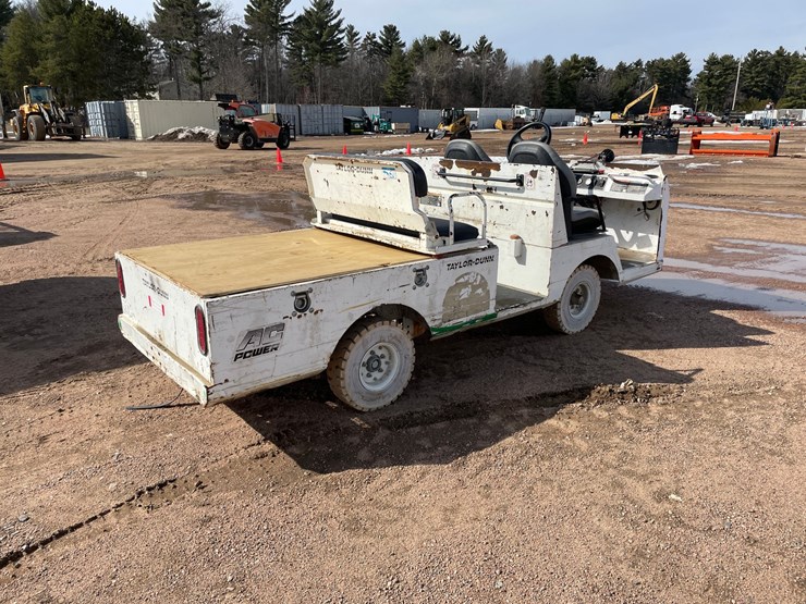 #1559-•-2017-taylor-dunn-electric-yard-cart-image-5